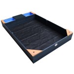 Didelė medinė smėliadėžė | Kelly su suoliuku ir talpomis | AXI A031.014.05